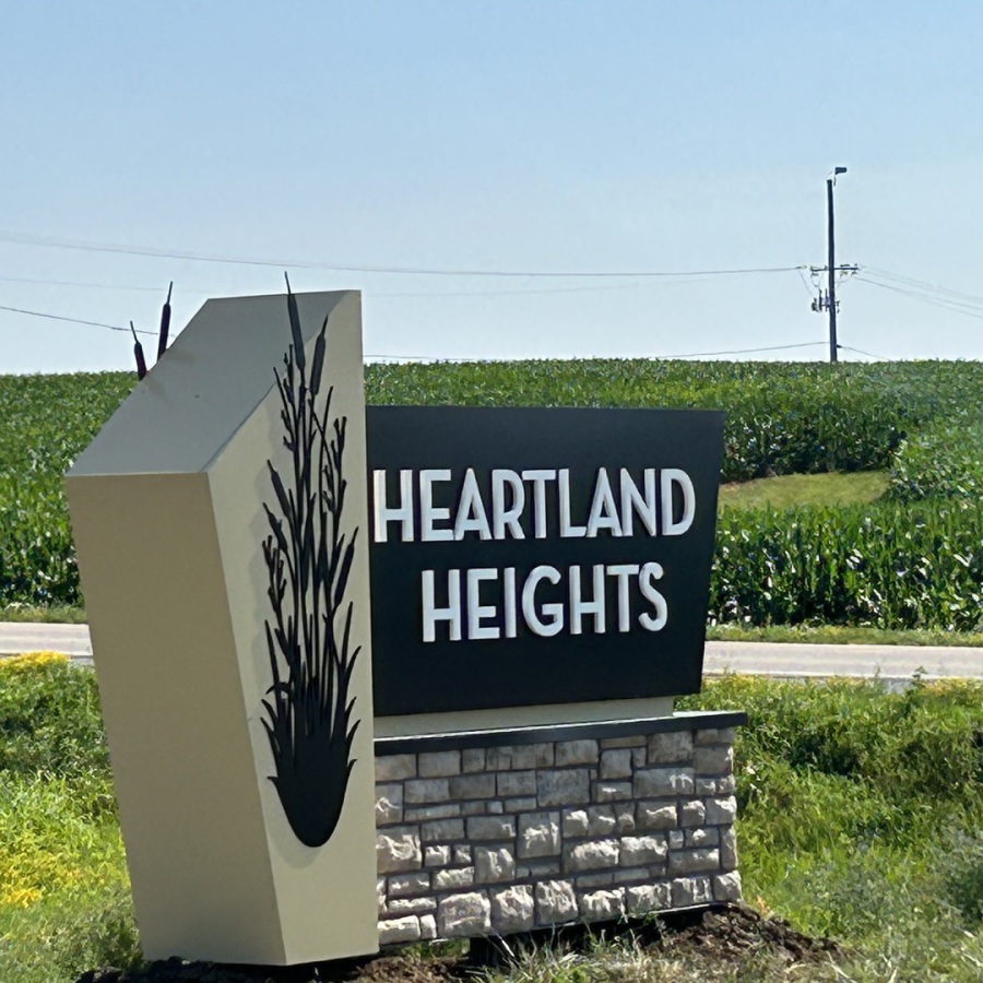 Heartland Heights Logo
